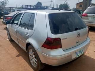 A picture of 2001 Volkswagen Golf 4 Automatic