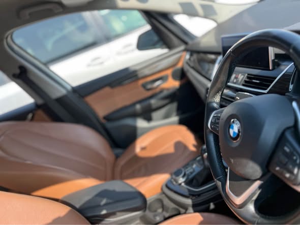A picture of 2017 BMW 220i Petrol 7 Seater 256703788764
