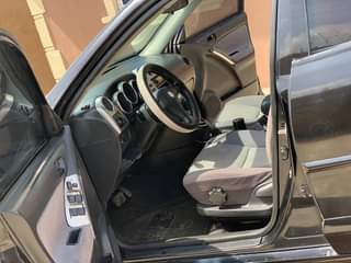 A picture of PONTIAC VIBE 04 First body