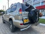 A picture of TOYOTA PRADO NAIUZA MIL 28 5 0743435416