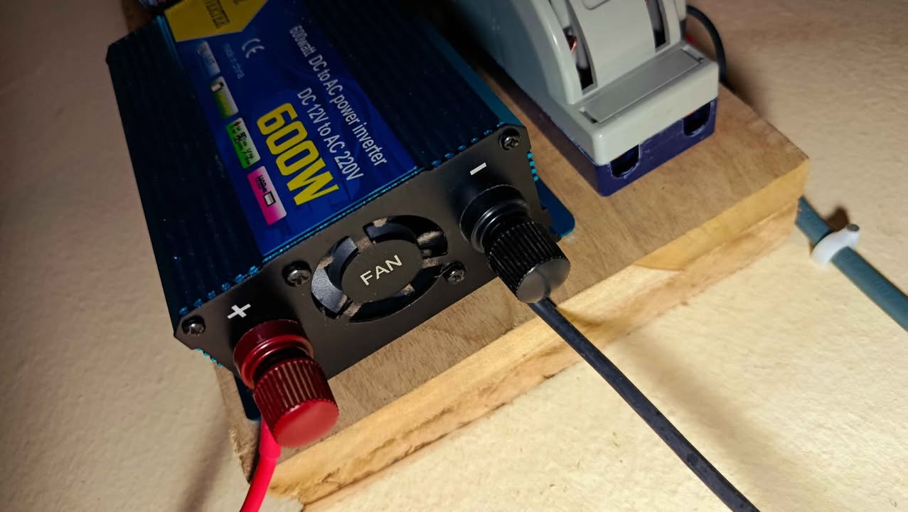 A picture of Inverter