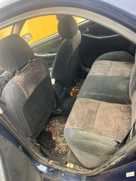 A picture of Toyota Corolla 2004 SE Register