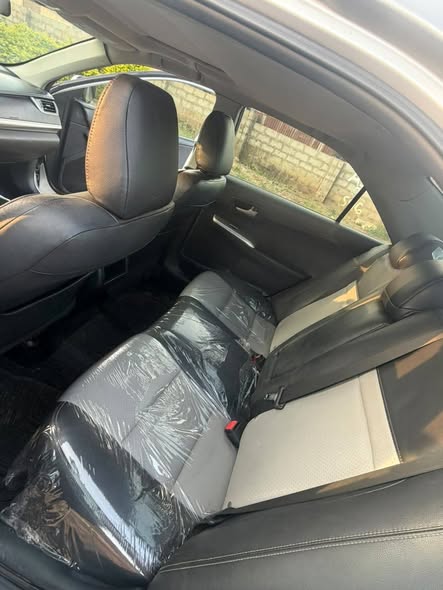 A picture of Toyota Camry 012