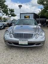 A picture of Extremely clean Mercedes Benz E500 2006 Toks standard with everything