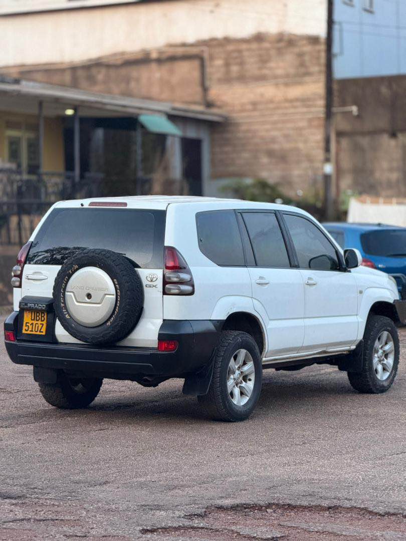 A picture of Land Cruiser prado