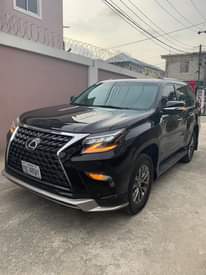A picture of LEXUS GX460