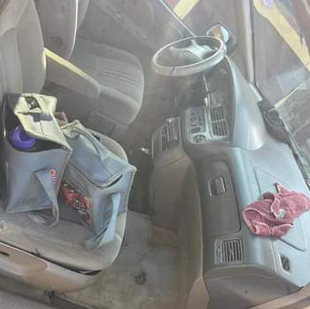 A picture of Toyota Sienna 02