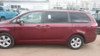 A picture of 2015 Toyota Sienna