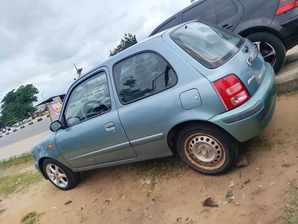 A picture of Nissan micra 09063393963