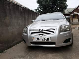 used toyota avensis