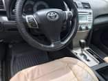 A picture of Toyota Camry SE 2009