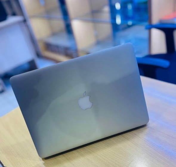 A picture of Apple MacBook Air