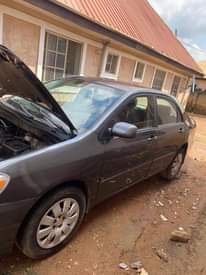 A picture of 2004 Toyota corolla 2004