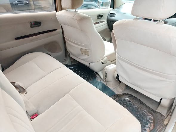 A picture of Toyota Gaya 8 5millions good condition CALL 0786 92 82
