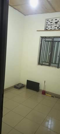 A picture of Inzu igurishwa amafrw make cyane
