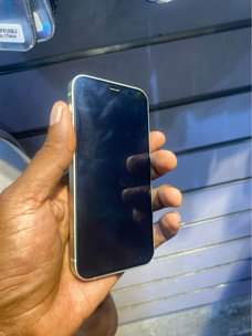 A picture of Iphone 12min