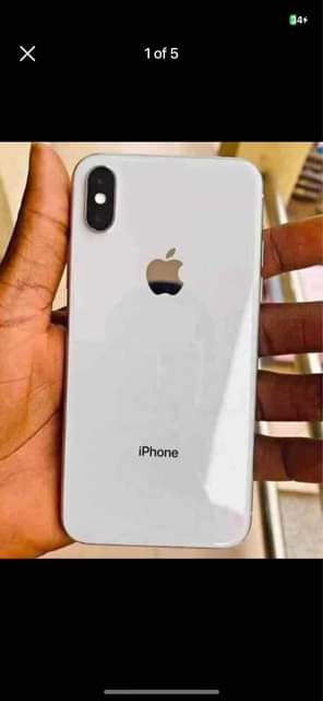 A picture of IPhone X