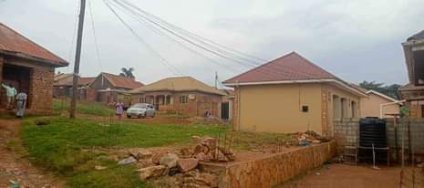 A picture of 17m plot 20by40ft at kibiri jst 300meters from busabala road