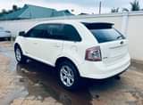 A picture of Ford Edge 2008