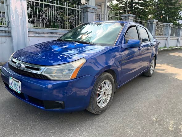 A picture of Sharp 2011 Ford Focus 3 9m only