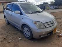 used toyota ist