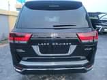 A picture of Toyota LandCruiser 2016