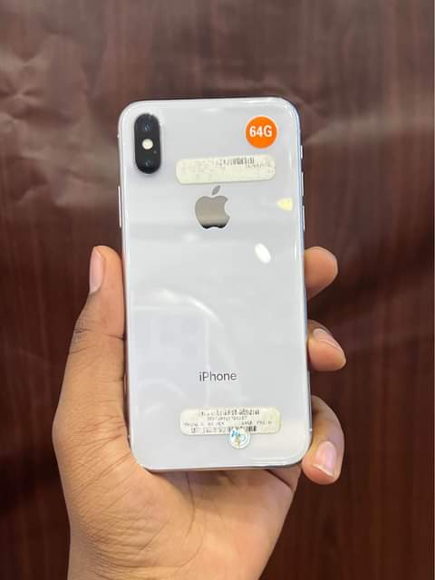 A picture of iPhone X 64gb