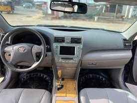 A picture of Toyota Camry 07.