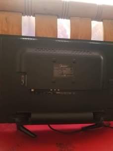 A picture of flat tv 17inche free to air in good condition