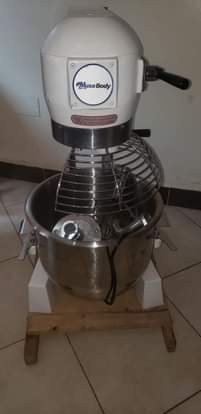 A picture of 20Litre Cake Mixer Original Musa Body New UGX 2.5million Location