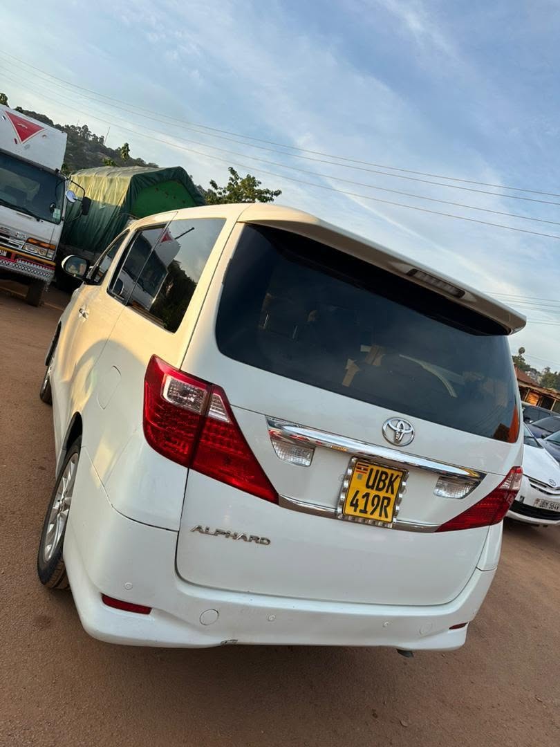 A picture of Toyota alphard