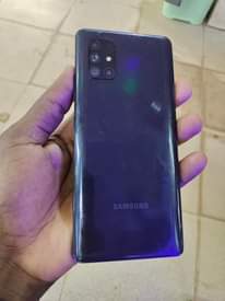 A picture of Samsung A71 5G 128GB