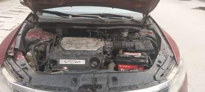 A picture of Dealer s deal Honda crosstour 2011 Engine is sound untouched
