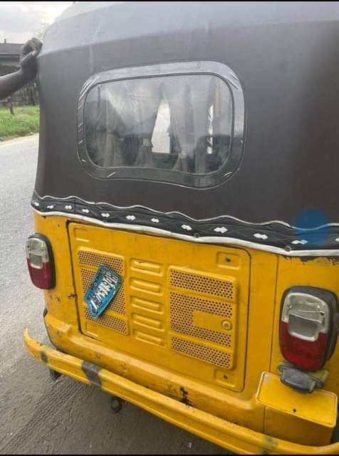 A picture of 2023 Tvs Keke