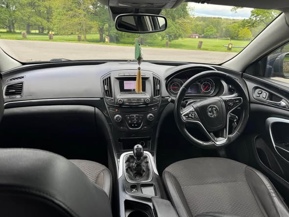 vauxhall insignia