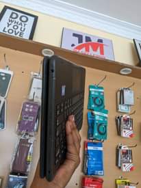 A picture of DELL LAPTOP