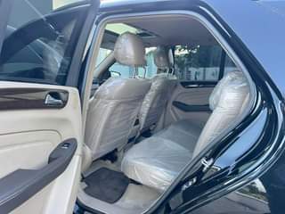 A picture of 2013 MERCEDES BENZ ML350
