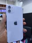 A picture of iPhone 11 128gb
