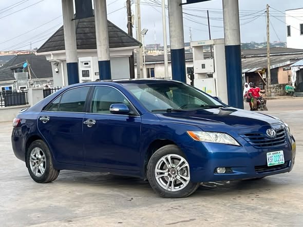 A picture of AWOOF DEAL Nigerian Used Toyota Camry 2008
