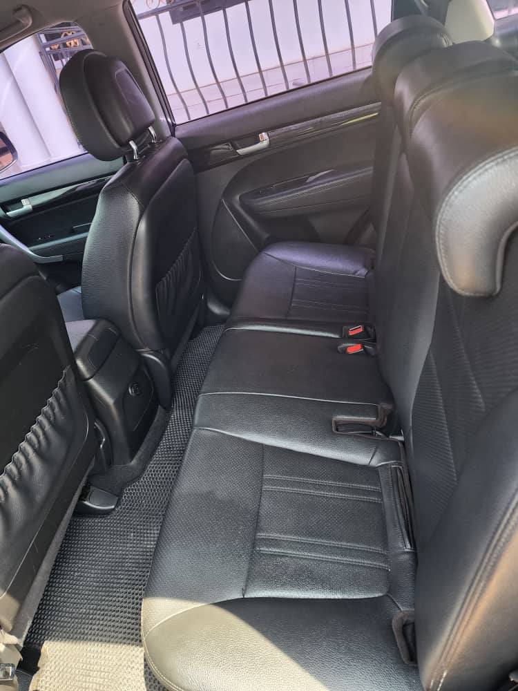 A picture of Kia Sorento 2012 automatic for sale