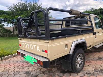 toyota land cruiser