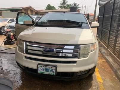 A picture of 2008 Ford Edge