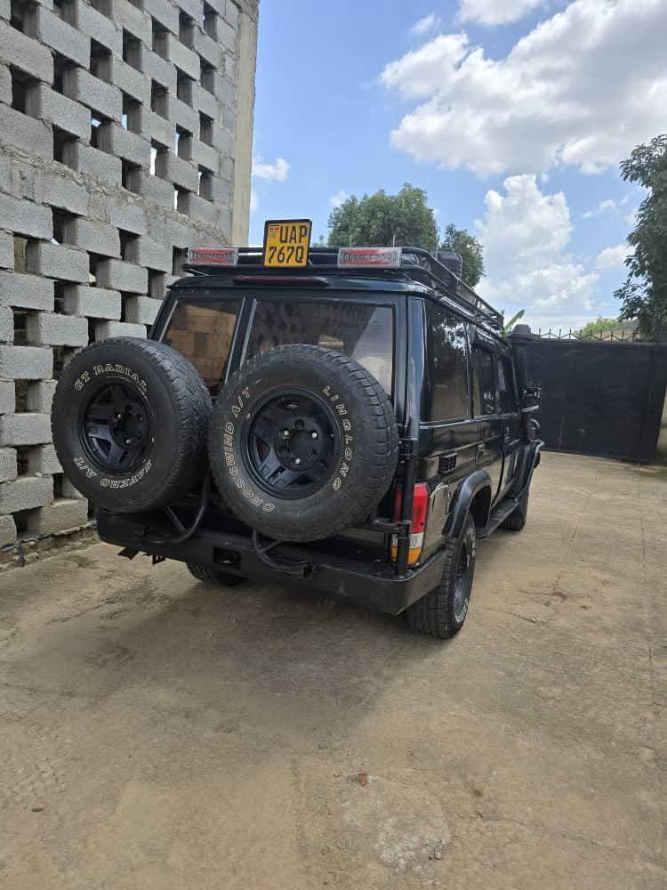 A picture of Land cruiser