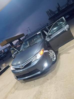 A picture of Neatly Used Camry 014 For Grab XLE v4 Dry Engine