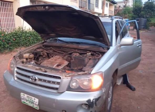 A picture of Toyota Highlander 04 08036407690