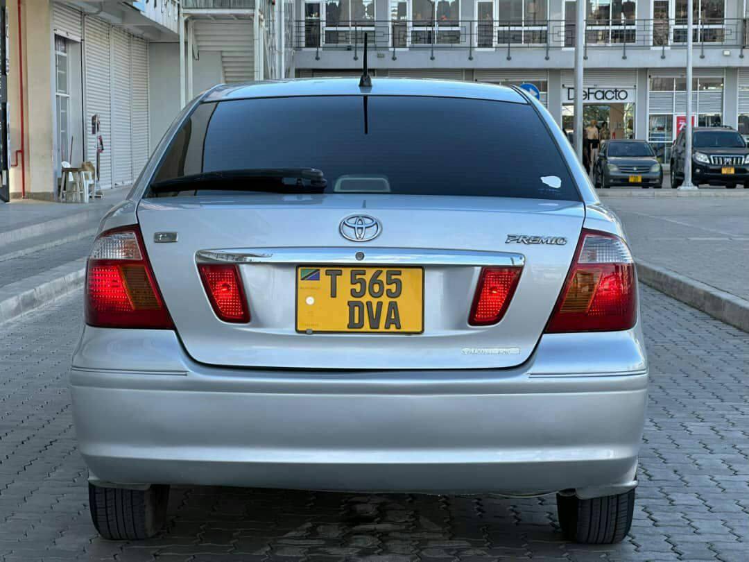 A picture of TOYOTA PREMIO