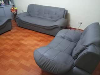 A picture of 7 seater original imported pure leather sofa 3 2 1