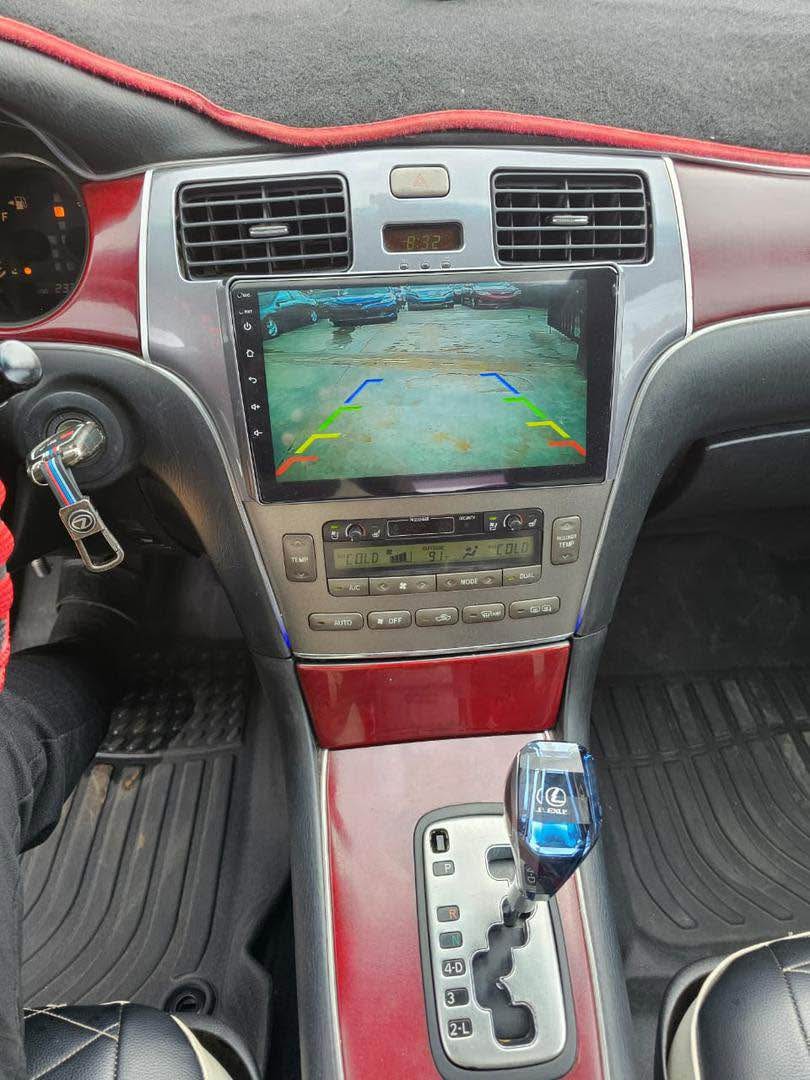 A picture of Lexus ES330