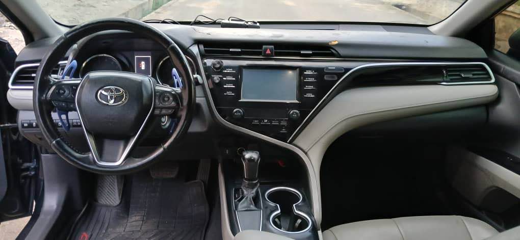 A picture of Toyota Camry 2018