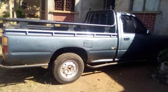 A picture of TOYOTA HILUX P UP 3Y ON SALE